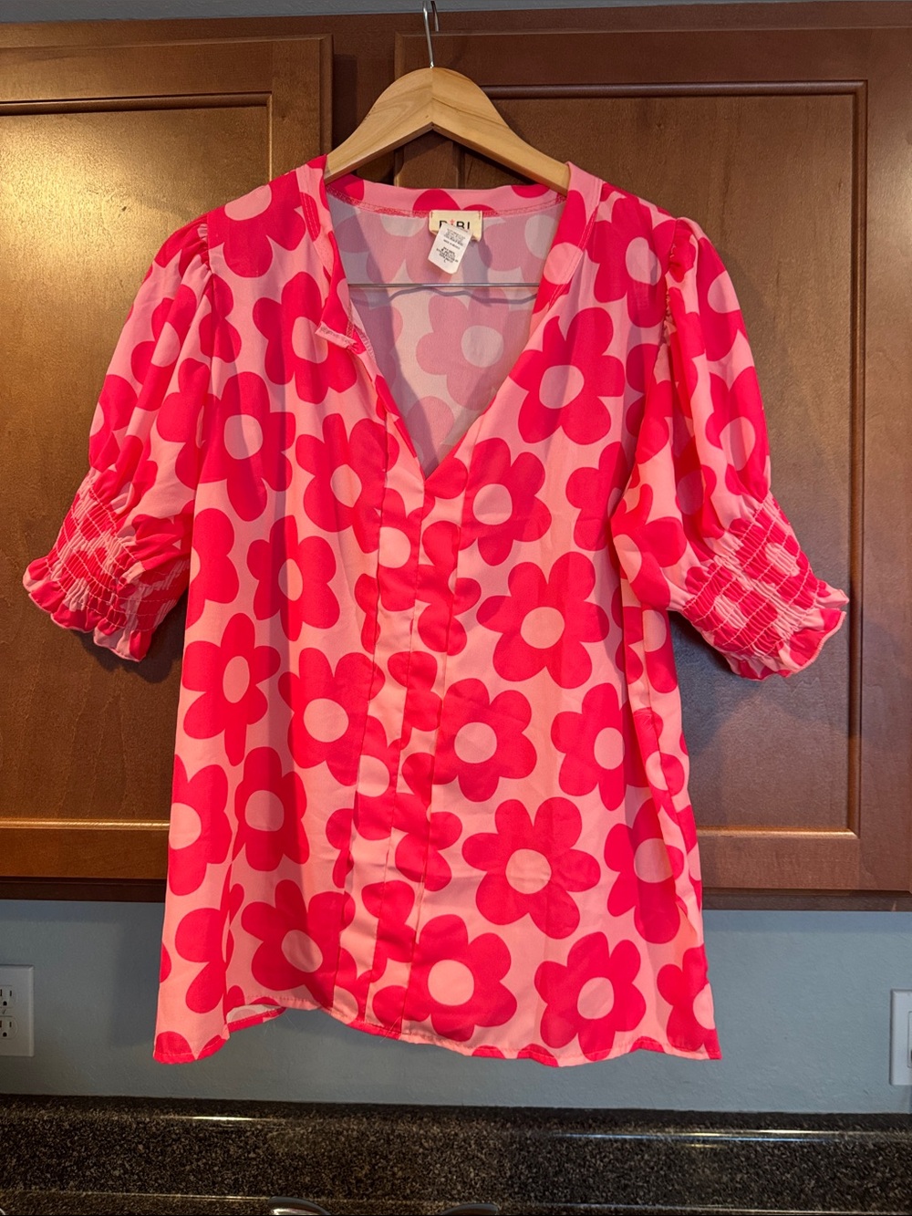 BiBi Pink and Hot Pink Floral V-Neck Puff Sleeve Blouse